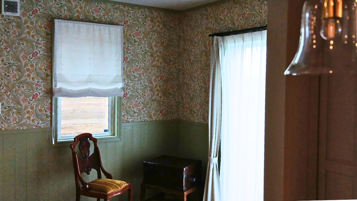 デコワールド店内