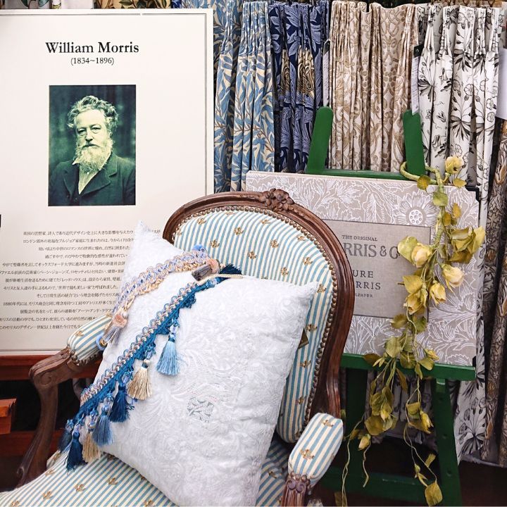 デコワールド店内