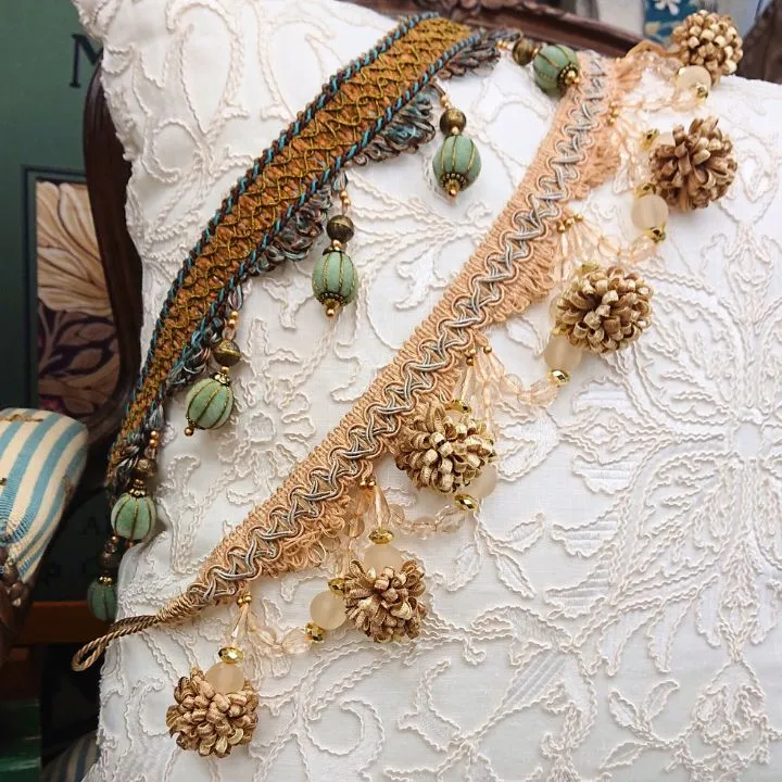 デコワールド店内